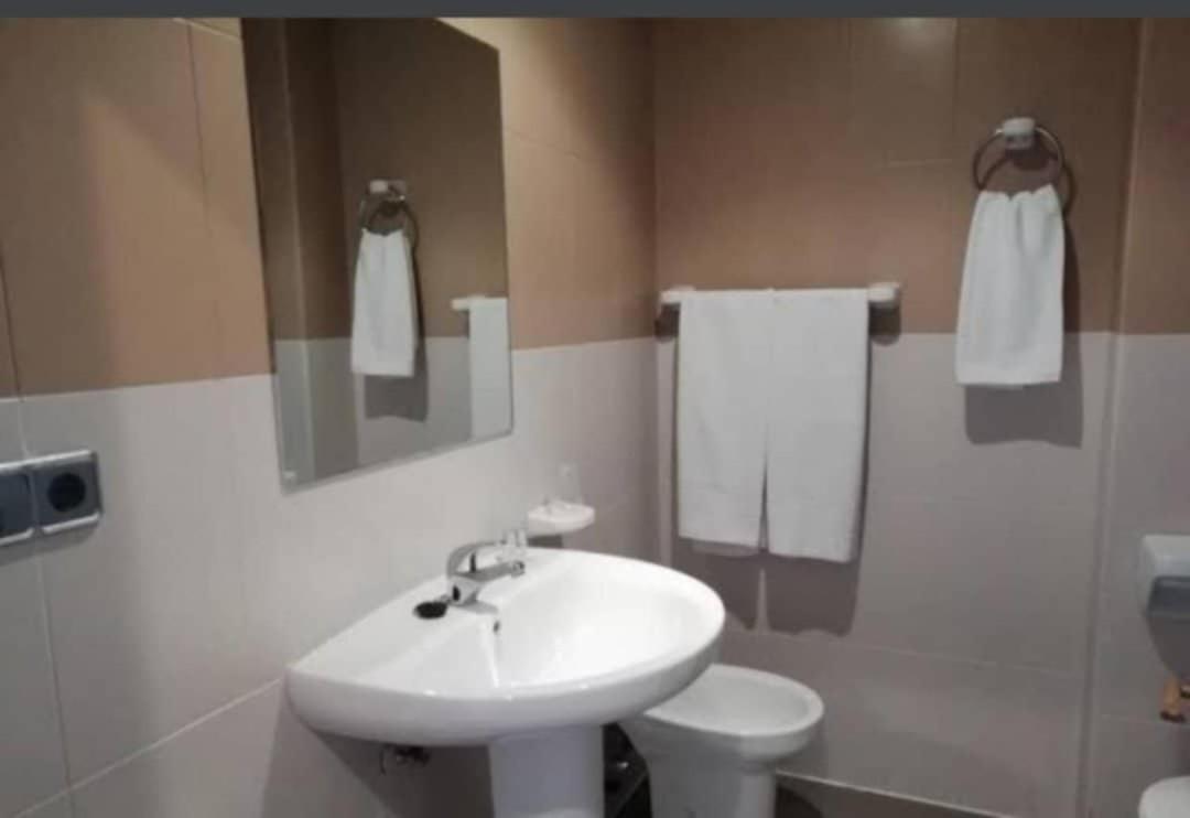 Hotel Pisuerga Proaza Exteriér fotografie
